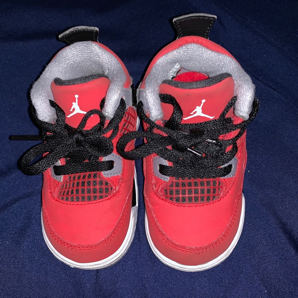 SOLD Toddler Air Jordan Retro 4 Toro Size 5C